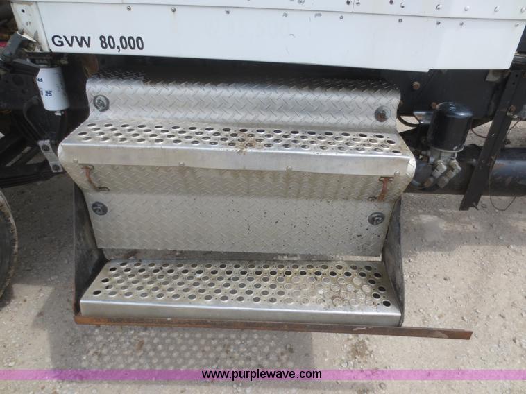 image for item F6944 1996 Kenworth W900B semi truck