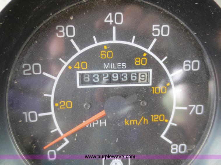 image for item F6944 1996 Kenworth W900B semi truck