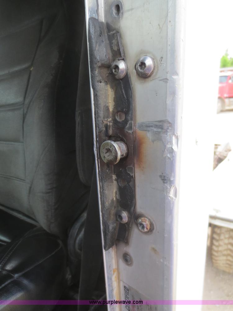 image for item F6944 1996 Kenworth W900B semi truck