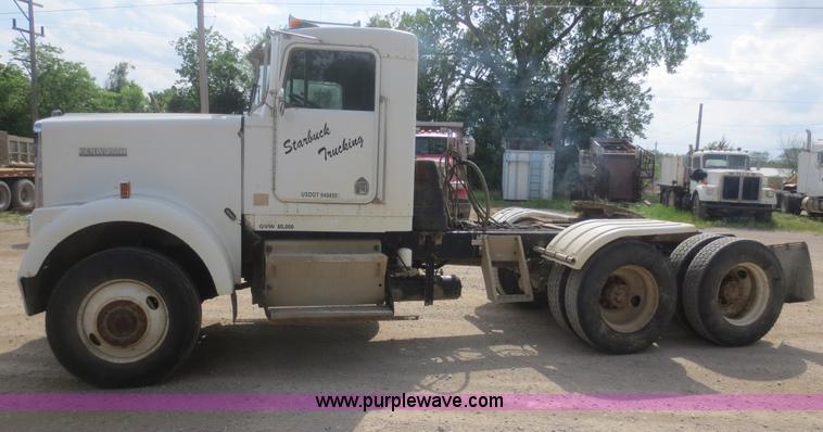 image for item F6945 1996 Kenworth W900B semi truck