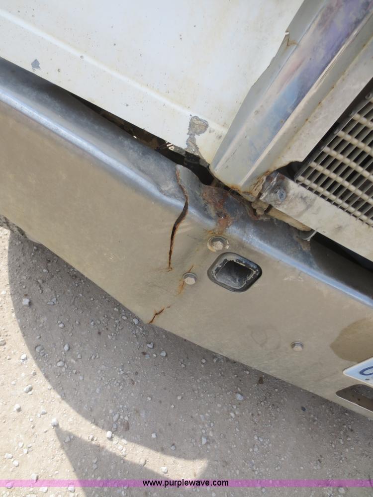 image for item F6945 1996 Kenworth W900B semi truck