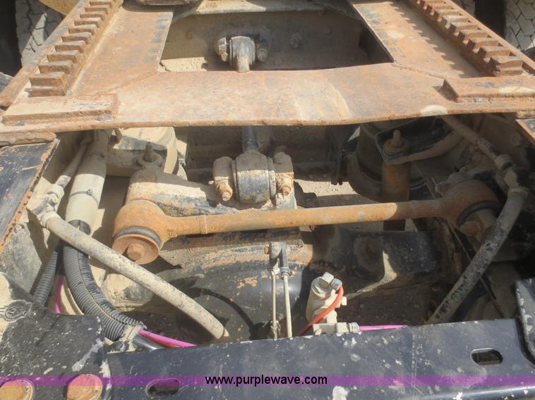 image for item F6945 1996 Kenworth W900B semi truck