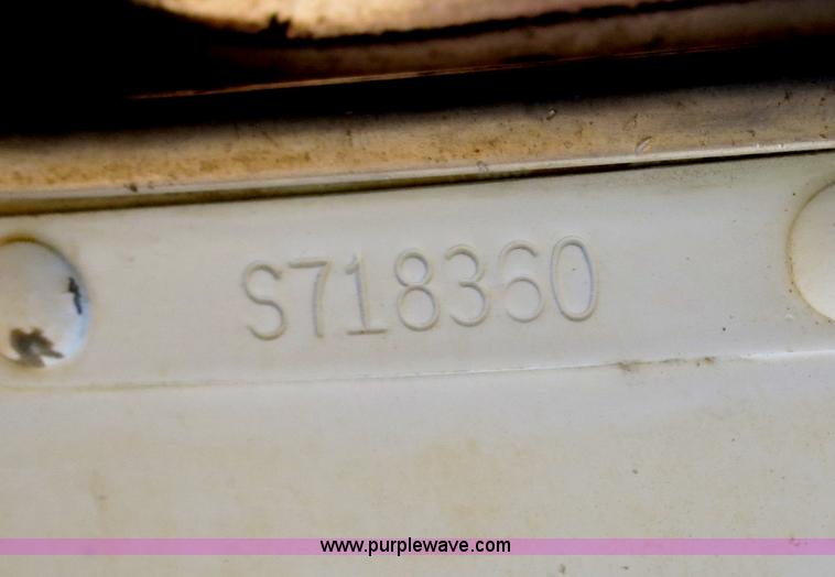 image for item F6945 1996 Kenworth W900B semi truck