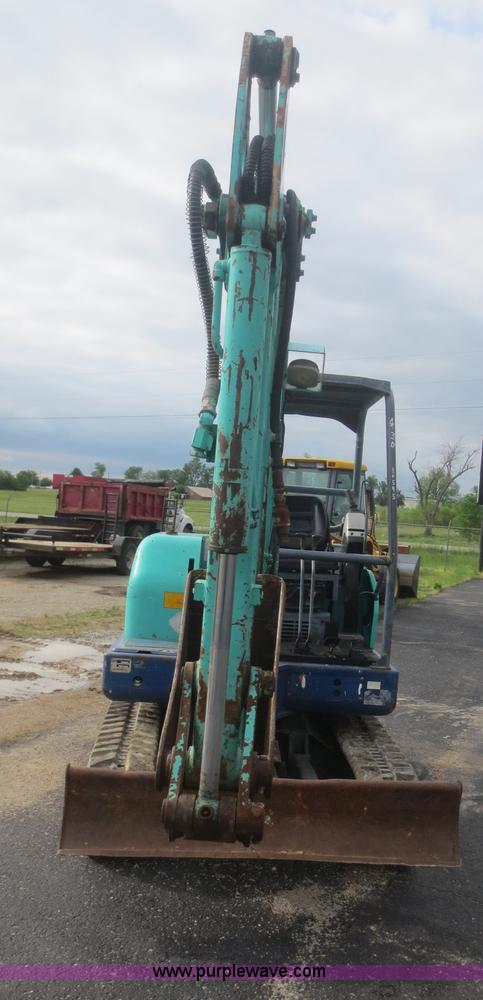 image for item F6974 2006 IHI 35N mini excavator