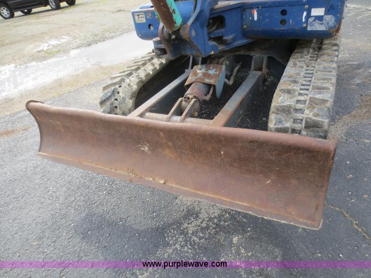 image for item F6974 2006 IHI 35N mini excavator