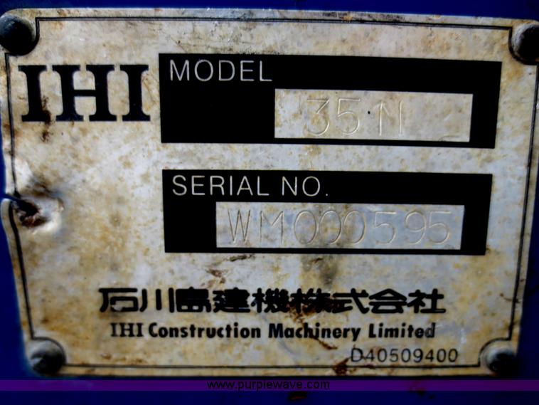 image for item F6974 2006 IHI 35N mini excavator