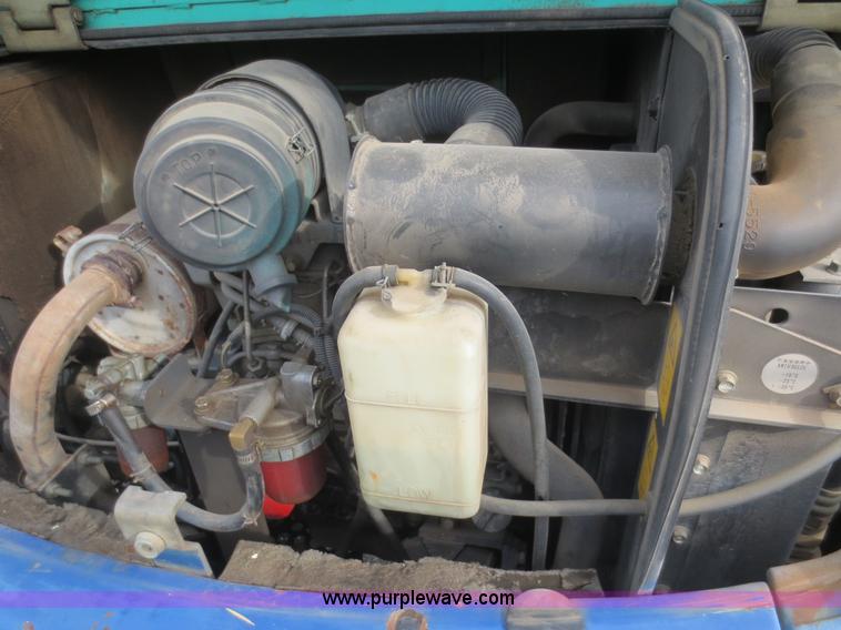 image for item F6974 2006 IHI 35N mini excavator