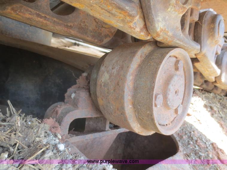 image for item F8265 1992 John Deere 590D excavator