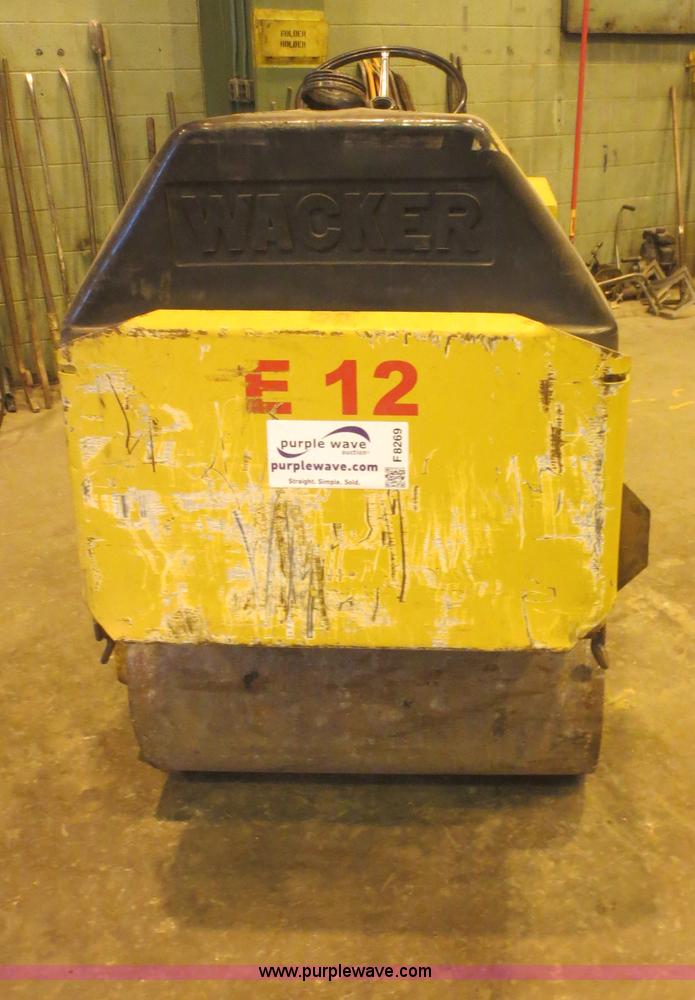 image for item F8269 Wacker vibratory roller