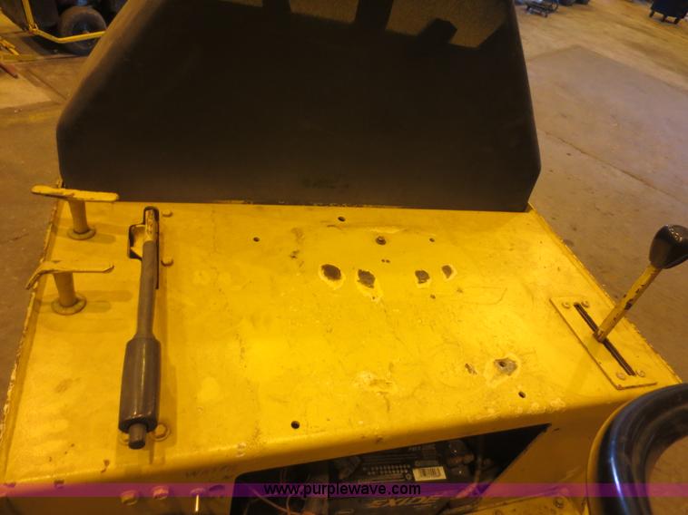 image for item F8269 Wacker vibratory roller