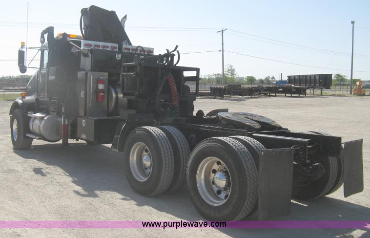 image for item G8281 2005 Kenworth T800 semi truck with knuckle boom crane and winch