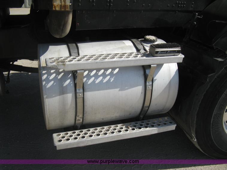 image for item G8281 2005 Kenworth T800 semi truck with knuckle boom crane and winch