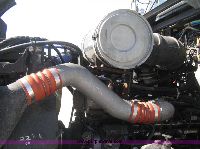 image for item G8281 2005 Kenworth T800 semi truck with knuckle boom crane and winch