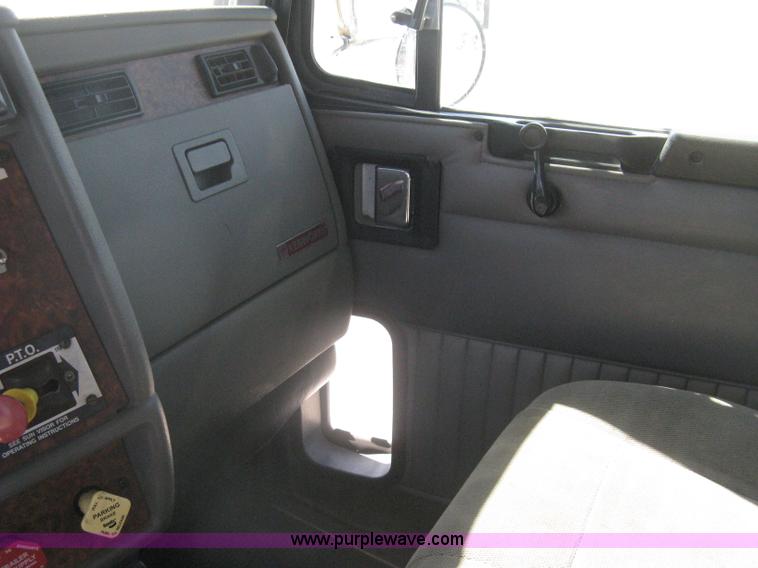 image for item G8281 2005 Kenworth T800 semi truck with knuckle boom crane and winch