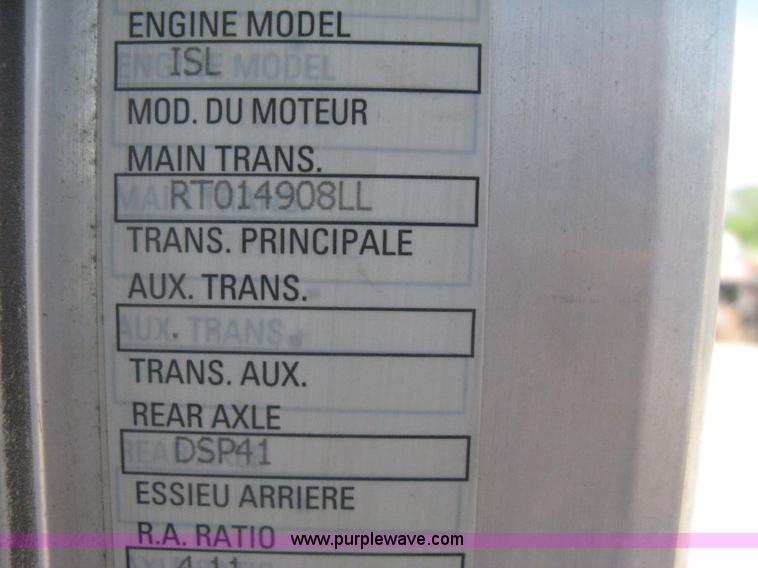 image for item G8281 2005 Kenworth T800 semi truck with knuckle boom crane and winch