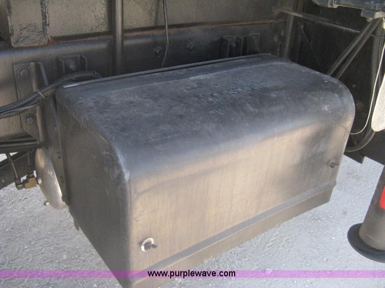 image for item G8281 2005 Kenworth T800 semi truck with knuckle boom crane and winch