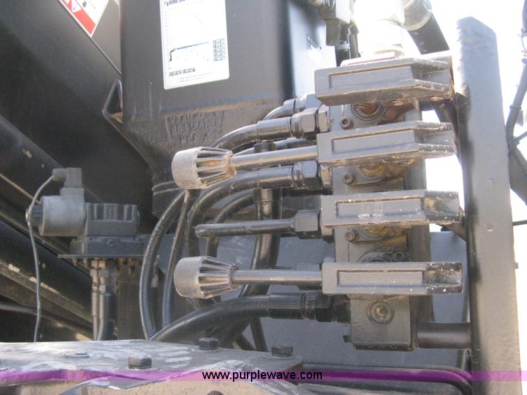 image for item G8281 2005 Kenworth T800 semi truck with knuckle boom crane and winch