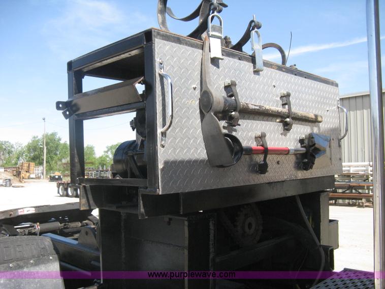 image for item G8281 2005 Kenworth T800 semi truck with knuckle boom crane and winch