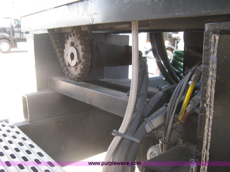 image for item G8281 2005 Kenworth T800 semi truck with knuckle boom crane and winch