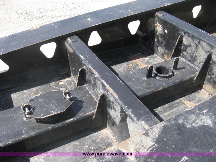 image for item G8282 2006 Trail King Advantage TK110HDG-533 RGN drop deck trailer