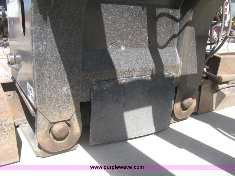 image for item G8282 2006 Trail King Advantage TK110HDG-533 RGN drop deck trailer