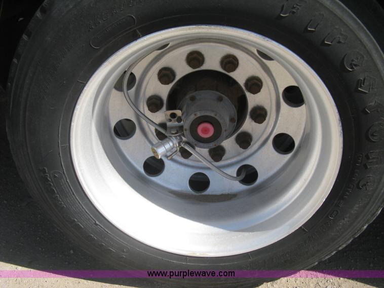 image for item G8282 2006 Trail King Advantage TK110HDG-533 RGN drop deck trailer