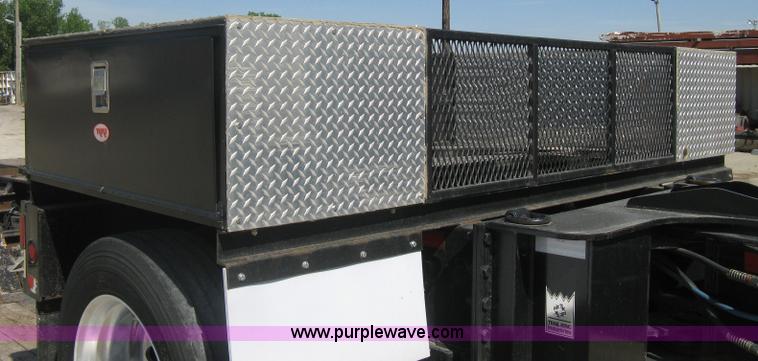 image for item G8282 2006 Trail King Advantage TK110HDG-533 RGN drop deck trailer