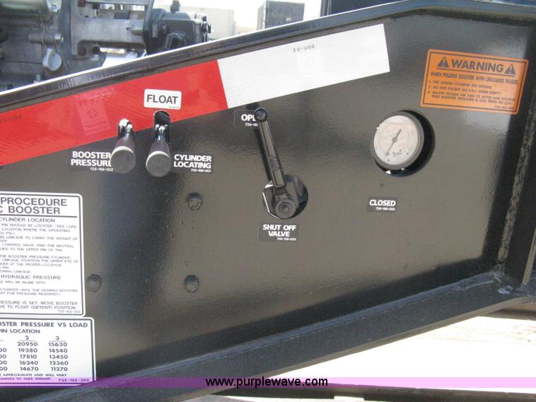 image for item G8282 2006 Trail King Advantage TK110HDG-533 RGN drop deck trailer