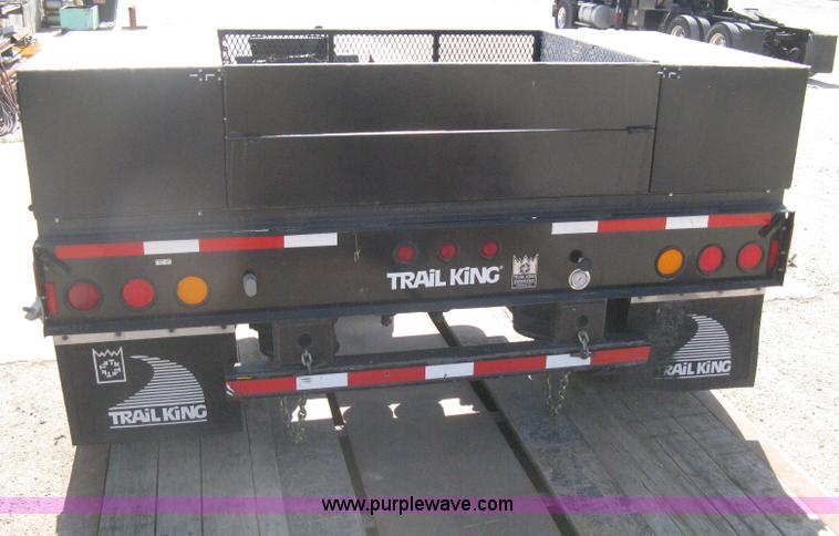image for item G8282 2006 Trail King Advantage TK110HDG-533 RGN drop deck trailer