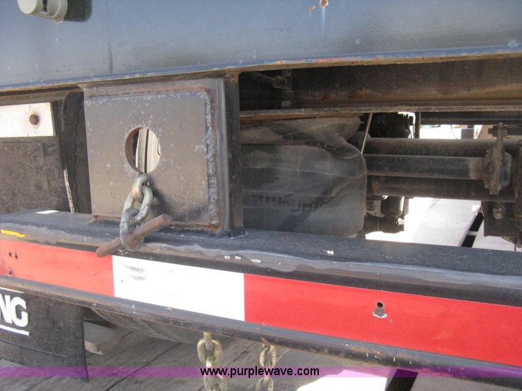 image for item G8282 2006 Trail King Advantage TK110HDG-533 RGN drop deck trailer