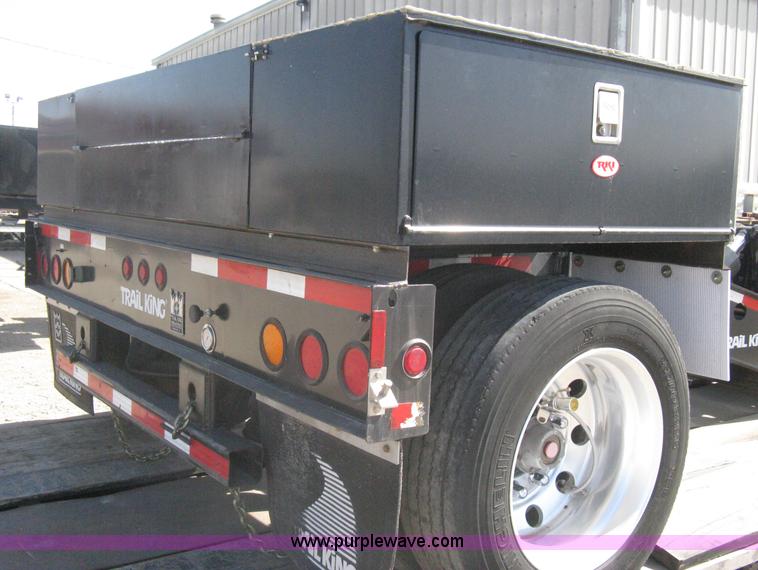 image for item G8282 2006 Trail King Advantage TK110HDG-533 RGN drop deck trailer