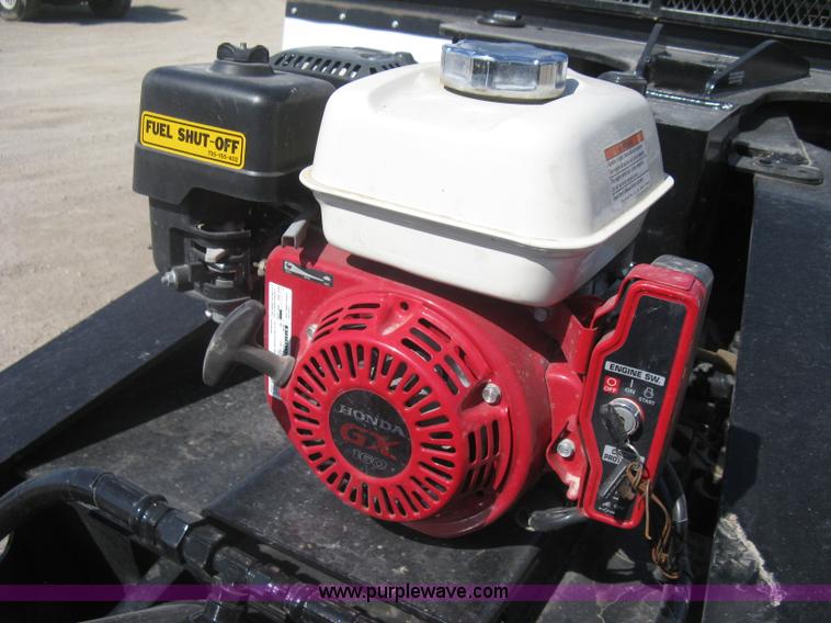 image for item G8282 2006 Trail King Advantage TK110HDG-533 RGN drop deck trailer