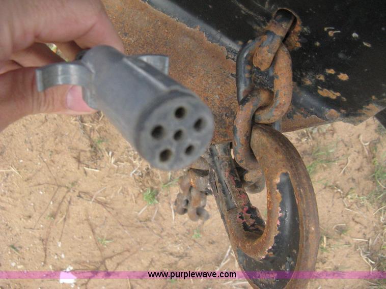 image for item G8290 2007 Winston flatbed equipment trailer