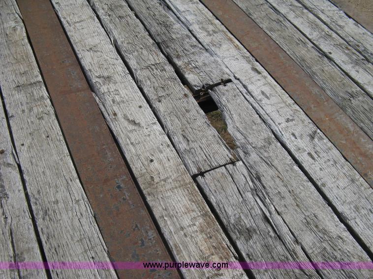 image for item G8290 2007 Winston flatbed equipment trailer