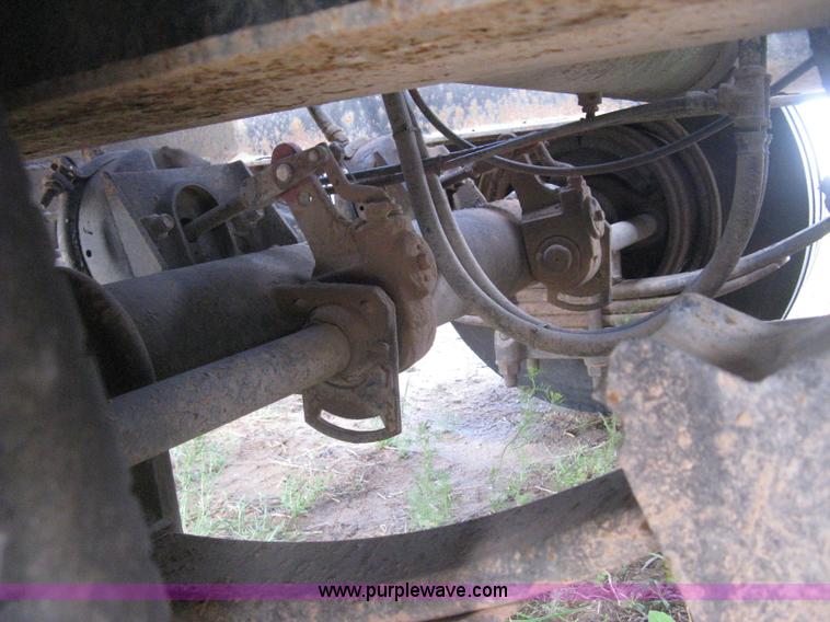 image for item G8290 2007 Winston flatbed equipment trailer