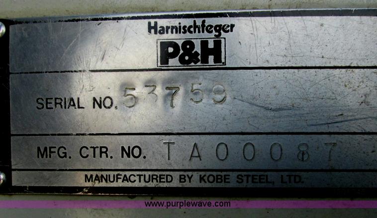 image for item G8357 P & H 122 Omega 100 series hydraulic crane