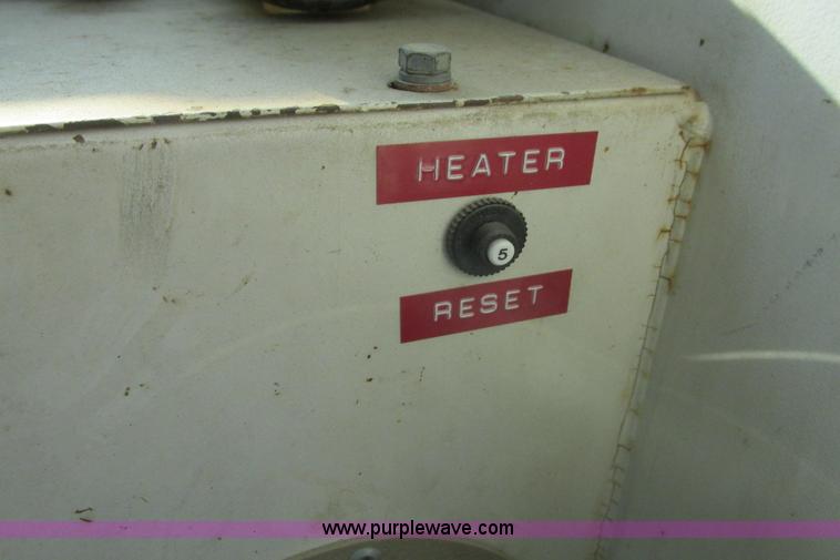 image for item G8357 P & H 122 Omega 100 series hydraulic crane