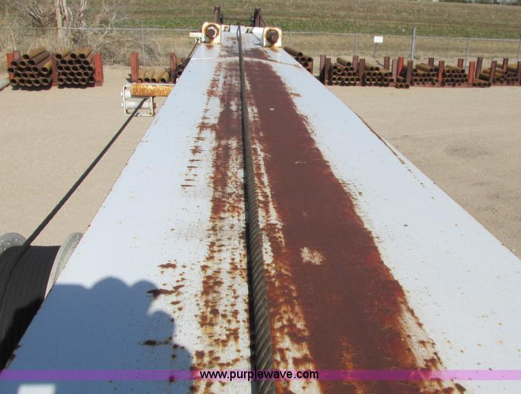 image for item G8357 P & H 122 Omega 100 series hydraulic crane