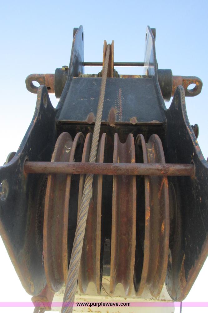 image for item G8357 P & H 122 Omega 100 series hydraulic crane