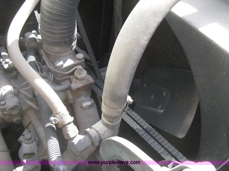 image for item G8357 P & H 122 Omega 100 series hydraulic crane