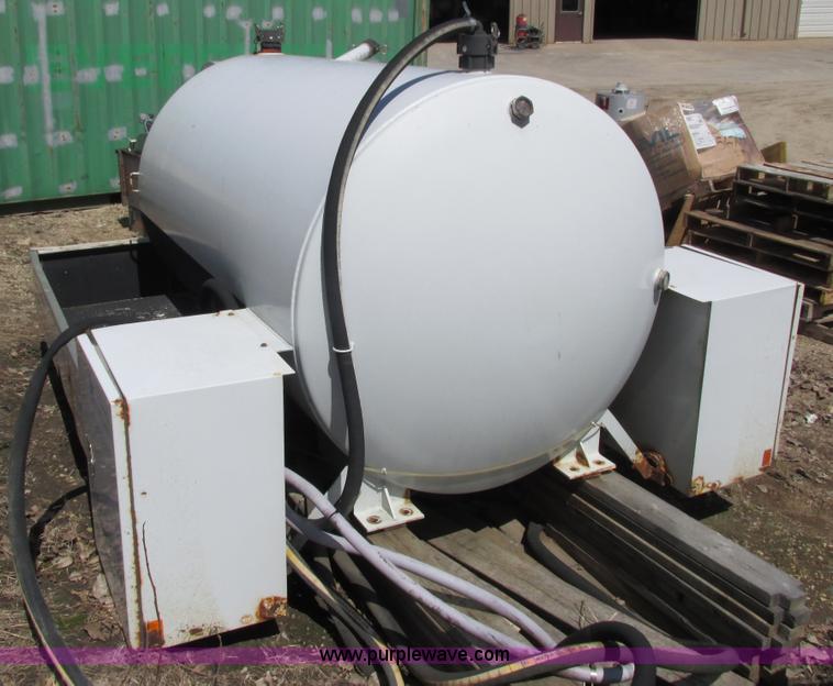 image for item G8767 Vac tank