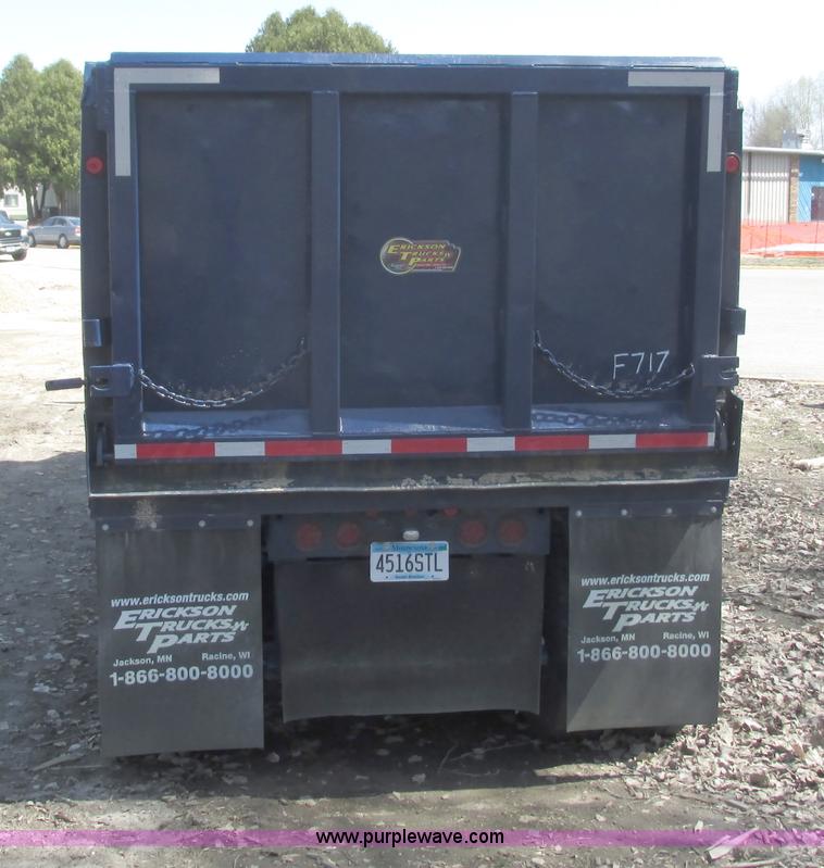 image for item G8768 1996 Warren QFS-2254 end dump trailer