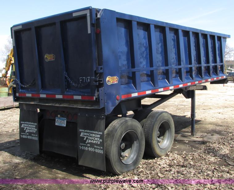 image for item G8768 1996 Warren QFS-2254 end dump trailer