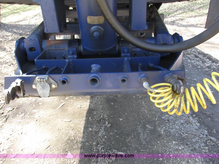 image for item G8768 1996 Warren QFS-2254 end dump trailer