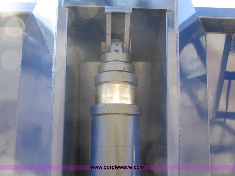 image for item G8768 1996 Warren QFS-2254 end dump trailer