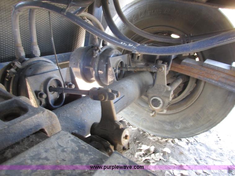 image for item G8768 1996 Warren QFS-2254 end dump trailer