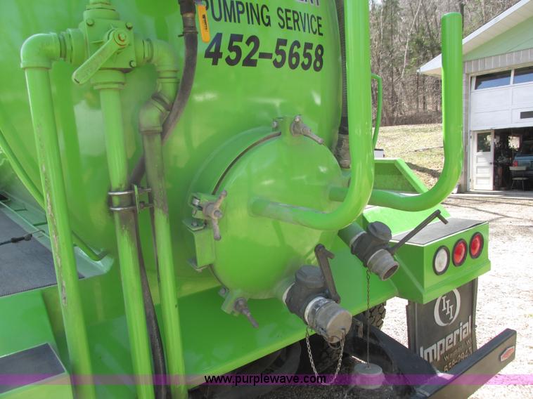 image for item G8773 1994 Freightliner FL60 vacuum truck