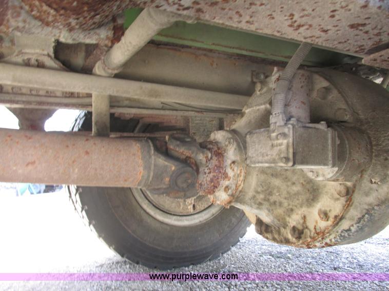 image for item G8773 1994 Freightliner FL60 vacuum truck