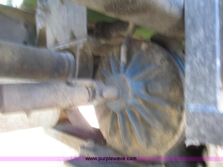 image for item G8773 1994 Freightliner FL60 vacuum truck