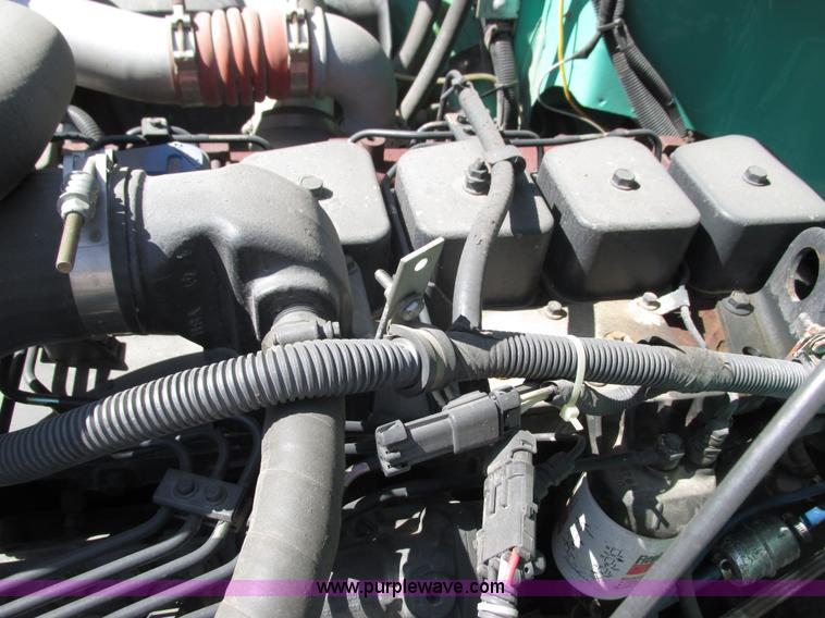 image for item G8773 1994 Freightliner FL60 vacuum truck